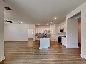 565 Plumeria Ln in Summerville, SC - Building Photo - Building Photo