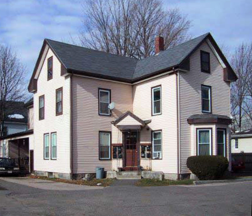 Licensed Rooming House in Framingham, MA - Building Photo