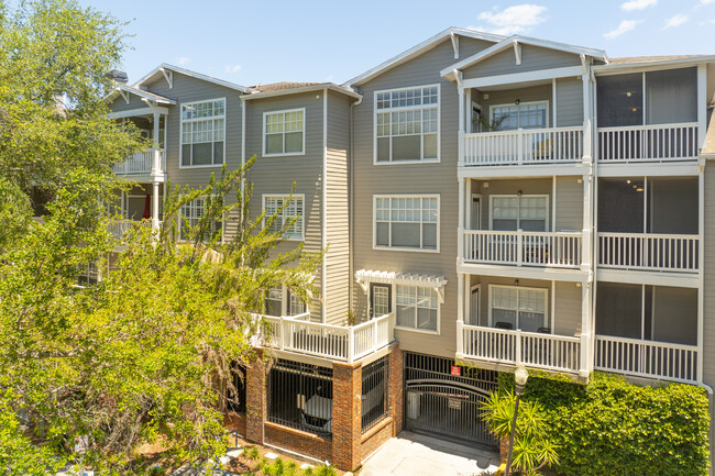 Hyde Park Walk Condos in Tampa, FL - Foto de edificio - Building Photo