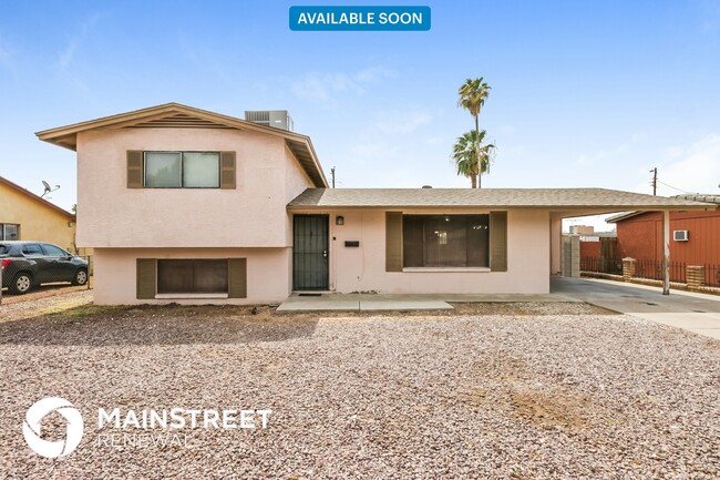 property at 2629 N 49th Dr