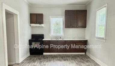 710 Legrand St in Shelby, NC - Building Photo - Building Photo