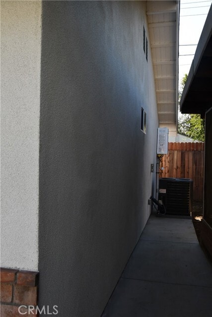 917 W Flora St in Ontario, CA - Building Photo - Building Photo