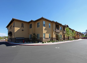 Silver Sage at Neil Rd in Reno, NV - Building Photo - Building Photo