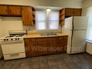 324 Hickory Ct in O'Fallon, IL - Building Photo - Building Photo
