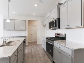 2103 Blue Monarch Dr in Buford, GA - Building Photo - Building Photo