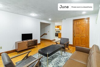 Private bedroom in 5 bed/2 bath Home in Boston, MA - Building Photo - Building Photo