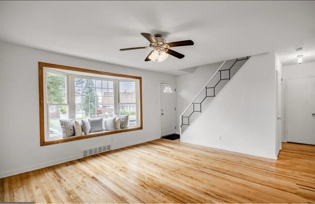 345 W Signal Hill Rd in King of Prussia, PA - Foto de edificio - Building Photo