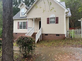 130 Caddis Creek Rd in Irmo, SC - Building Photo