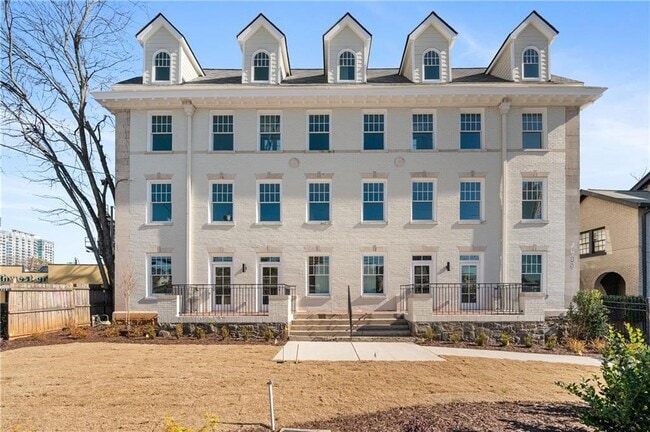 2909 Peachtree Rd-Unit -108 in Atlanta, GA - Building Photo - Building Photo