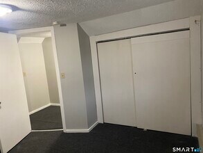 1880 Seaview Ave in Bridgeport, CT - Building Photo - Building Photo