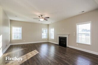 61 Twelve Oaks Dr in Willow Spring, NC - Foto de edificio - Building Photo