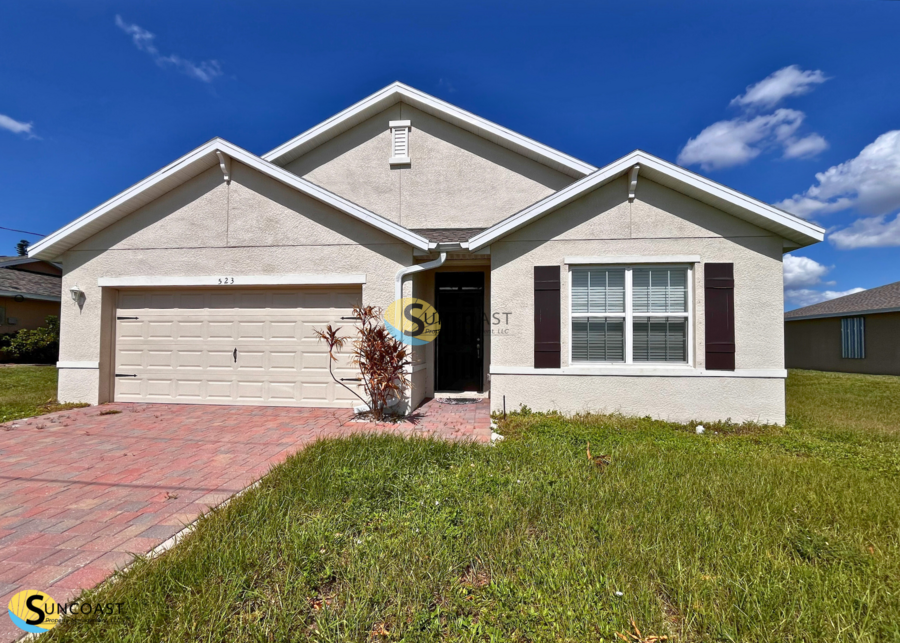 523 SW 31st St in Cape Coral, FL - Foto de edificio