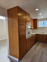 1312 Solano Ave, Unit 1312 in Albany, CA - Foto de edificio - Building Photo