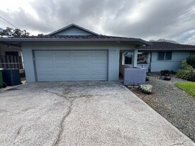 45-690-690 Kapalai Pl in Kaneohe, HI - Building Photo