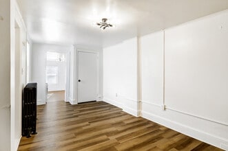 652 Columbia Ave in Lancaster, PA - Foto de edificio - Building Photo