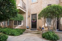 The Sorano Town Homes in Dallas, TX - Foto de edificio - Building Photo