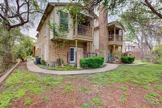 11655 Audelia Rd in Dallas, TX - Building Photo - Building Photo