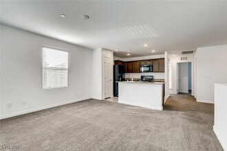 4496 Pencester St in Las Vegas, NV - Building Photo - Building Photo