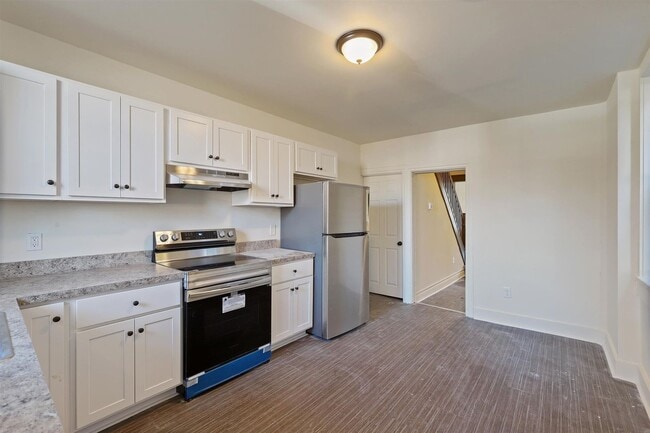 512 Curtin St in Harrisburg, PA - Building Photo - Building Photo