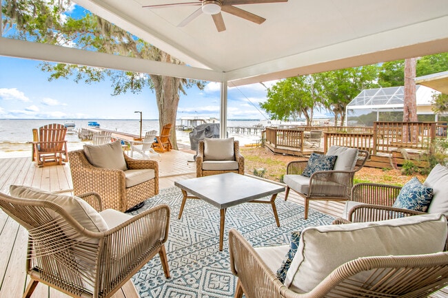 property at 13920 SE 124th St