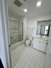 10 Aragon Ave, Unit 1201 in Coral Gables, FL - Building Photo - Building Photo