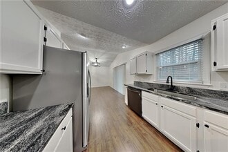 989 Madison Terrace NW in Acworth, GA - Building Photo - Building Photo