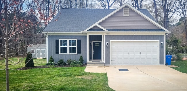 property at 1123 Fieldstone Rd