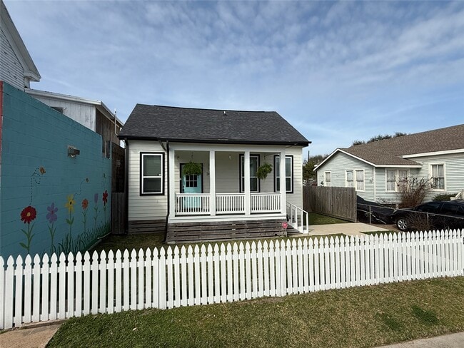 property at 3424 Ave N Ursuline St