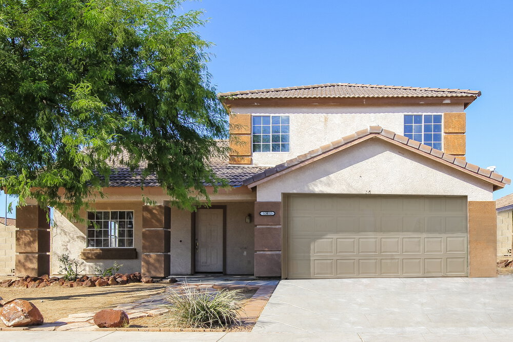 12522 W Windrose Dr in El Mirage, AZ - Building Photo