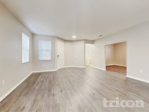 19706 Timberbluff Dr in Land O Lakes, FL - Building Photo - Building Photo