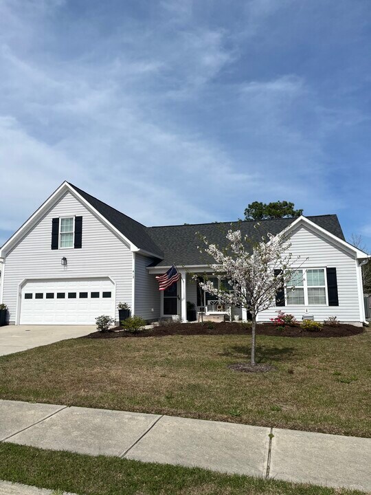412 Tree Ct in Holly Ridge, NC - Building Photo