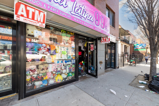 3756 103rd St in Corona, NY - Building Photo - Building Photo