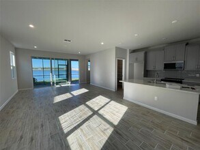 2423 Arbor Wind Dr in Lutz, FL - Building Photo - Building Photo