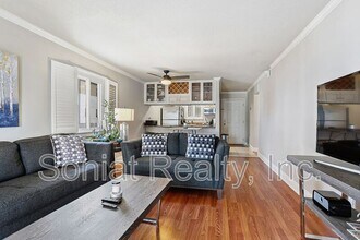 3805 Houma Blvd in Metairie, LA - Building Photo - Building Photo