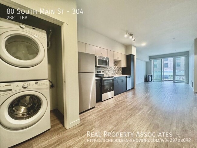 80 South Main St in Seattle, WA - Building Photo - Building Photo