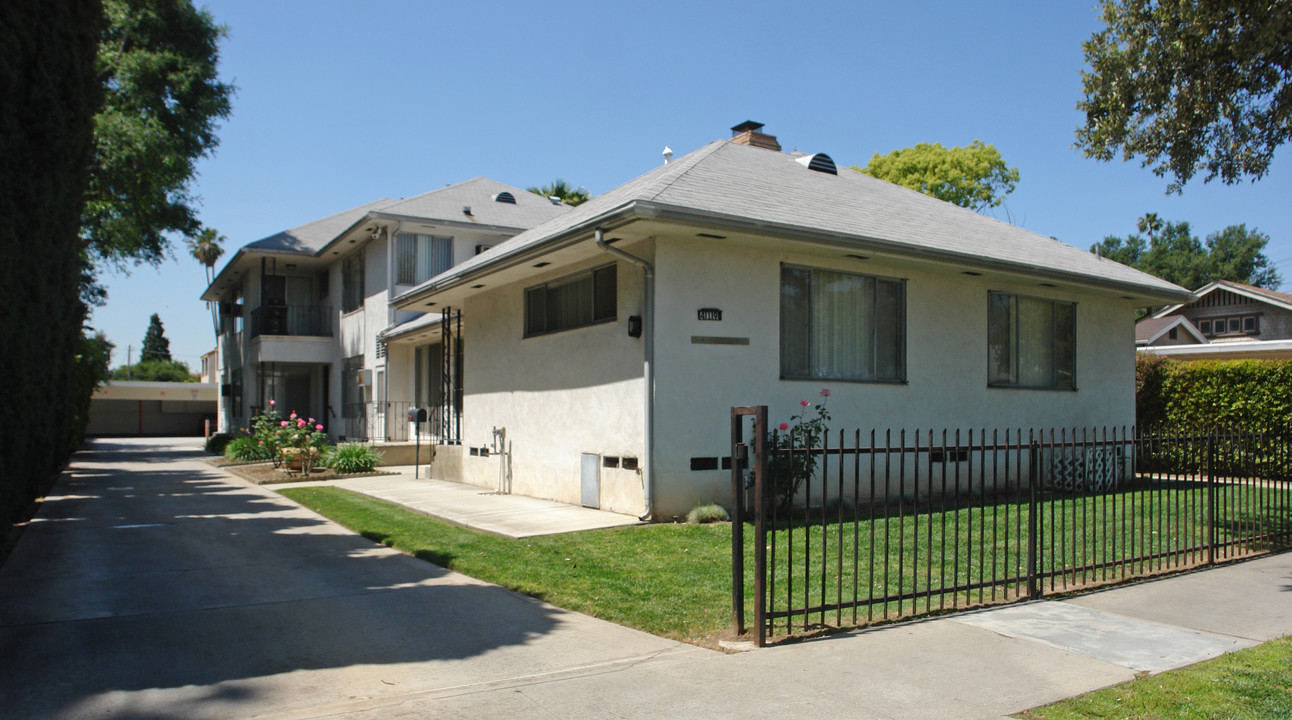 419 N Hill Ave in Pasadena, CA - Building Photo