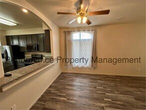 4301 Polo Pony Ln in Bakersfield, CA - Building Photo - Building Photo
