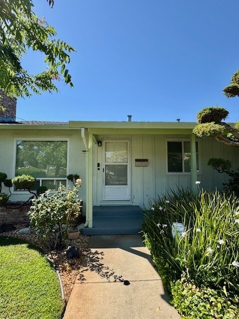 property at 5554 Indiana Dr