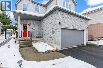 44 Dineen Ct in Kitchener, ON - Building Photo - Building Photo