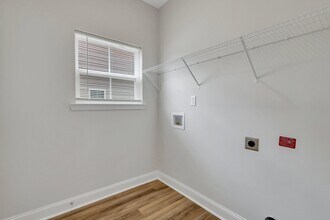 120 Ironwood Dr in Hinesville, GA - Building Photo - Building Photo