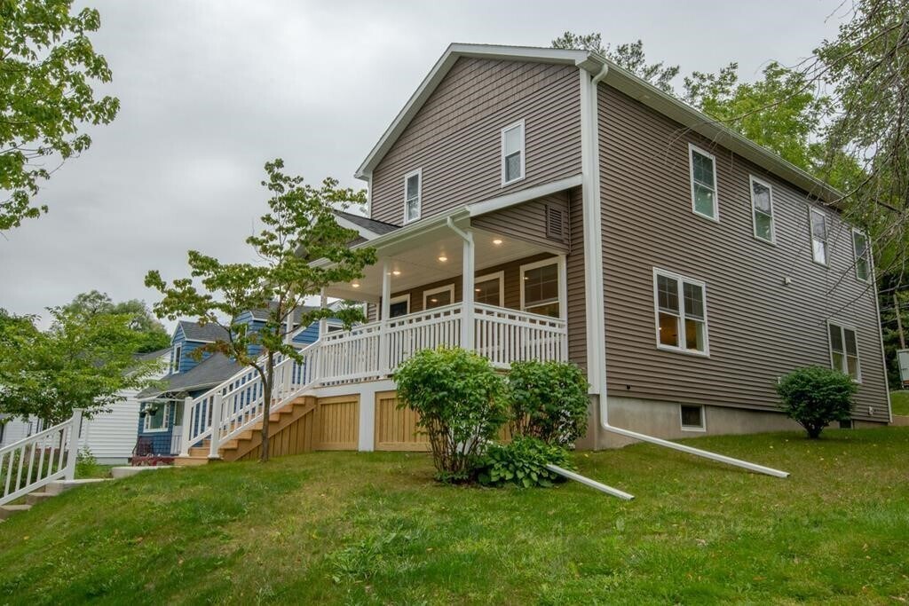 294 W 2nd St in Corning, NY - Building Photo