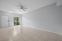 2804 Sarento Pl in Palm Beach Gardens, FL - Building Photo - Building Photo