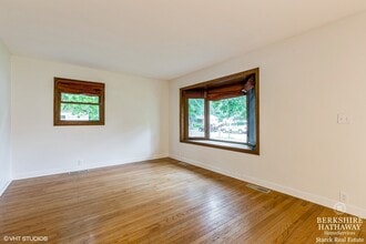 361 Davis Rd in Batavia, IL - Building Photo - Building Photo