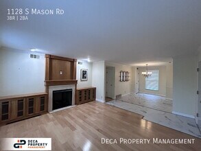 1128 S Mason Rd in St. Louis, MO - Building Photo - Building Photo