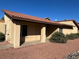 14837 N 25th Dr, Unit 13 in Phoenix, AZ - Building Photo