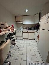 11 Scottfield Rd, Unit 2 in Boston, MA - Foto de edificio - Building Photo