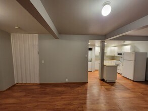 9330 15th St SE, Unit ADU in Lake Stevens, WA - Building Photo - Building Photo
