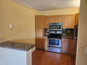 3860 Coral Tree Cir in Coconut Creek, FL - Building Photo - Building Photo