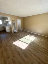 PRAIRIE in Hawthorne, CA - Foto de edificio - Interior Photo