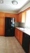 206 Northmanor Crescent in Kitchener, ON - Building Photo - Building Photo